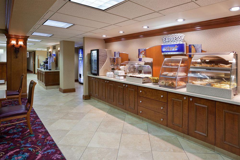 Candlewood Suites Pittsburgh-Cranberry By Ihg Cranberry Township Exterior foto