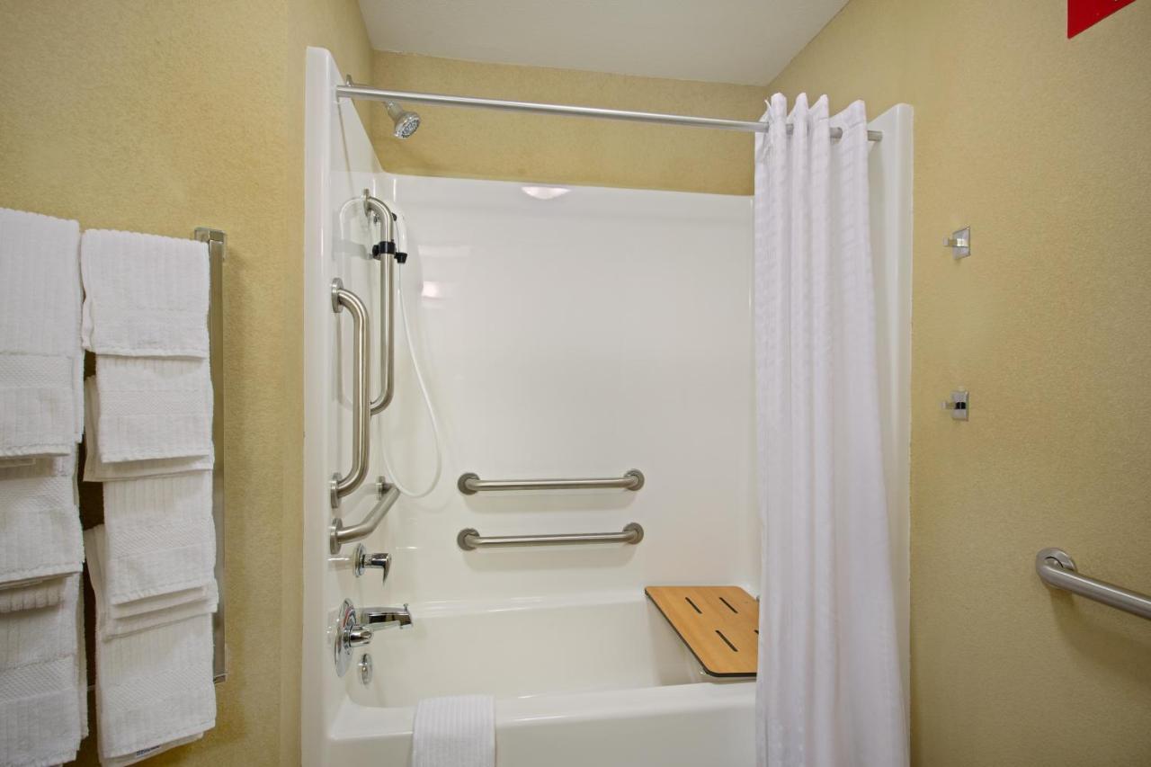Candlewood Suites Pittsburgh-Cranberry By Ihg Cranberry Township Exterior foto